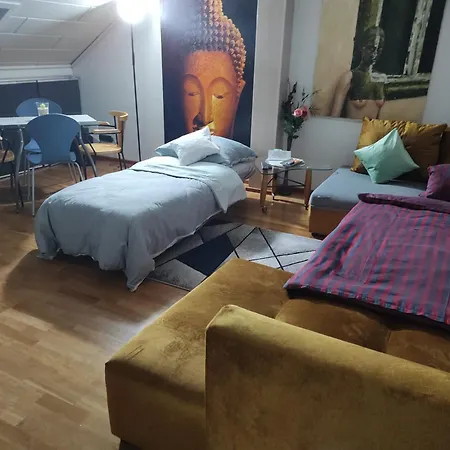 Lägenhet Gemuetliches Und Zentral