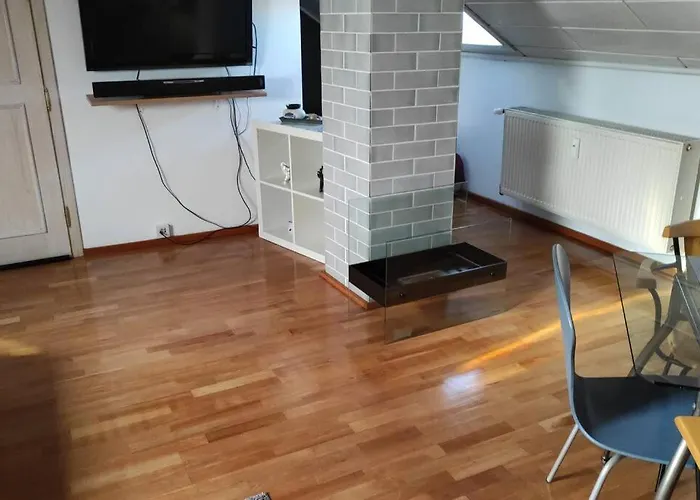 아파트 Gemuetliches Und Zentral